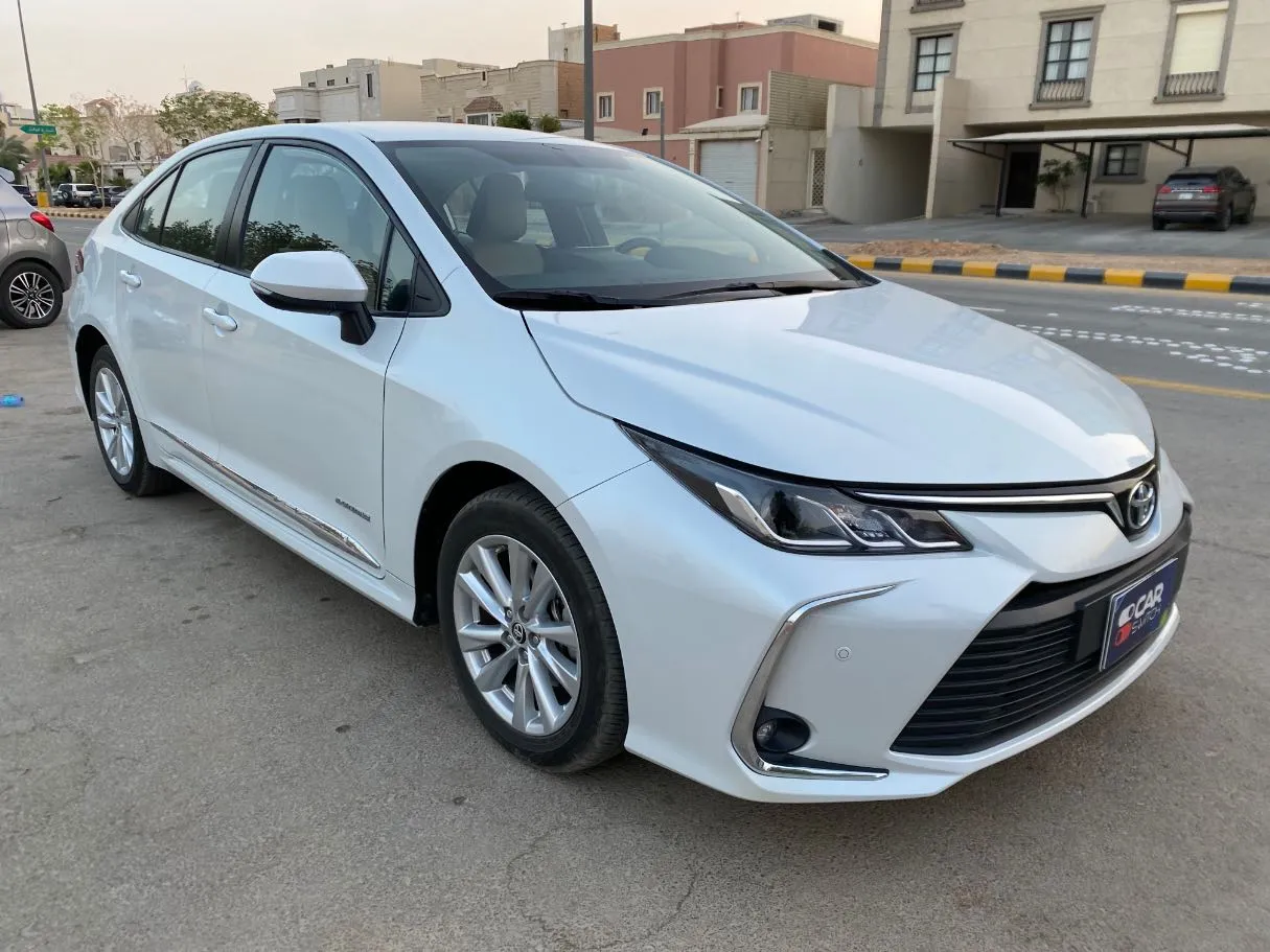 Car image 3