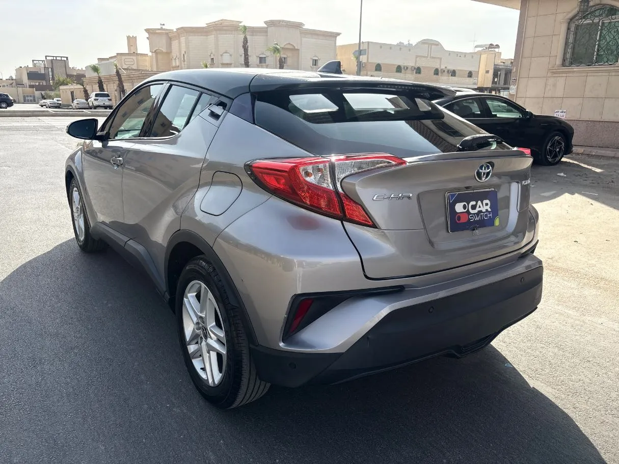 Car image 7
