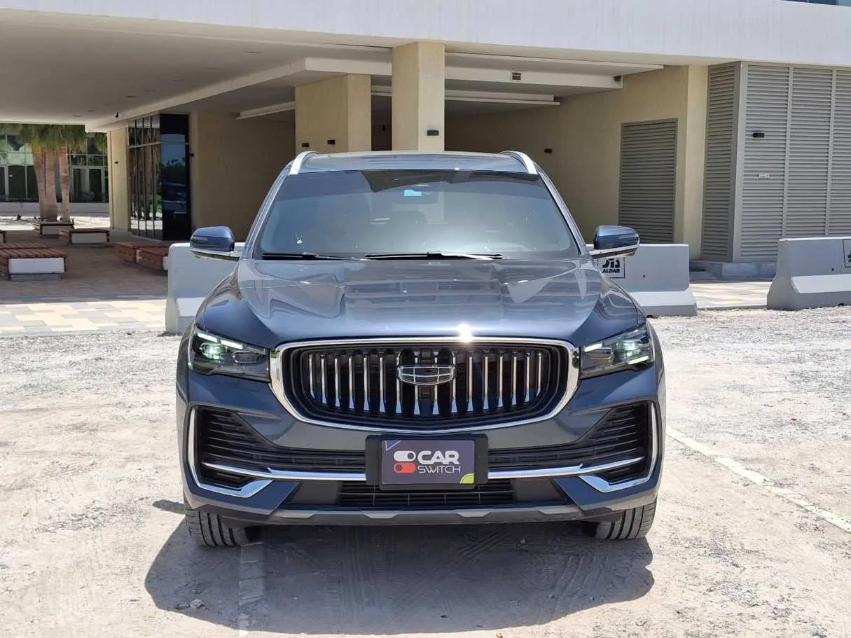 Car image 2