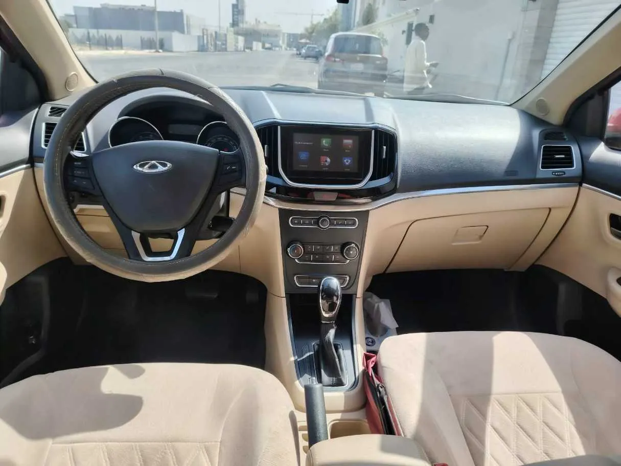 Car image 20