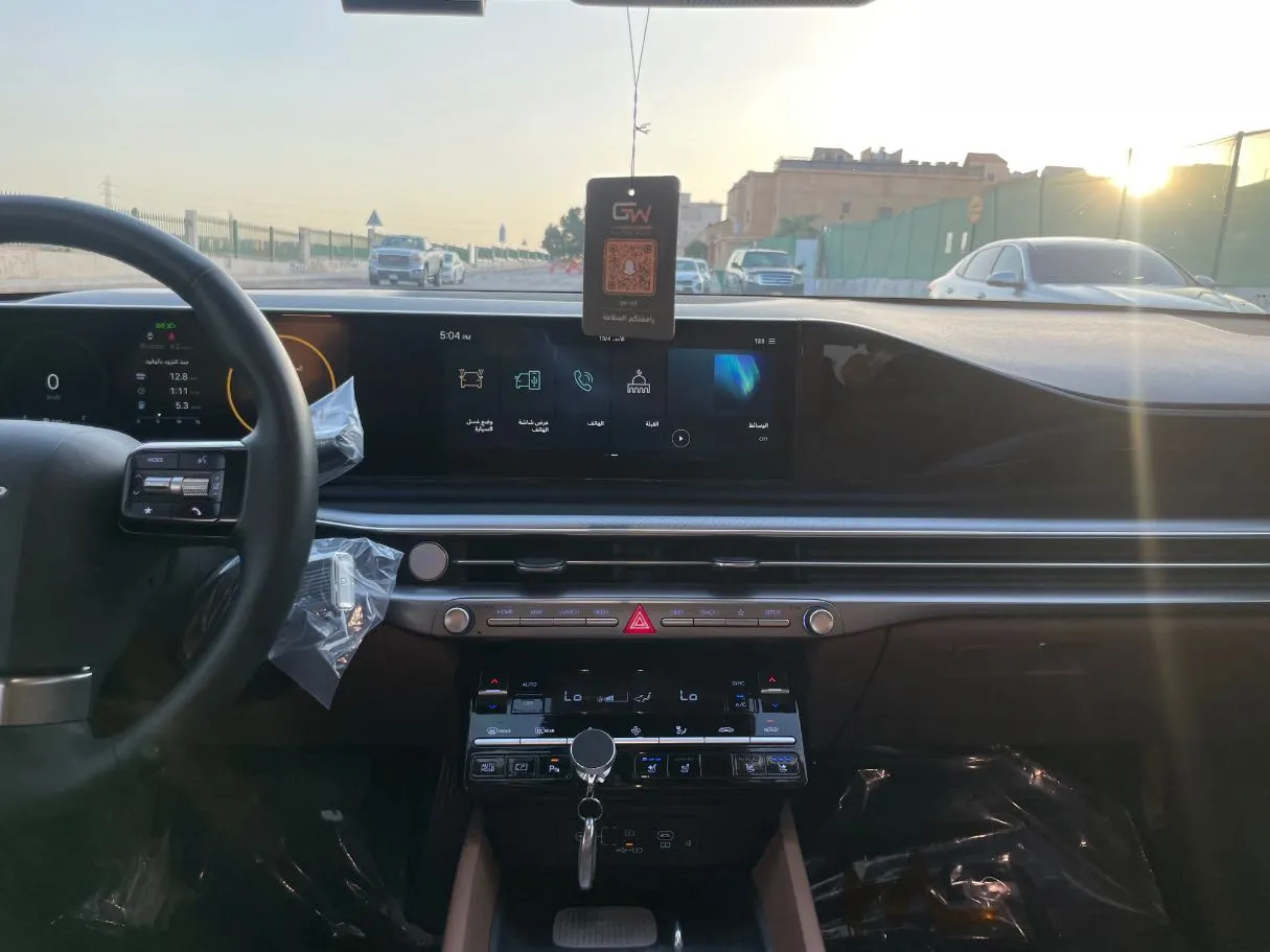 Car image 20