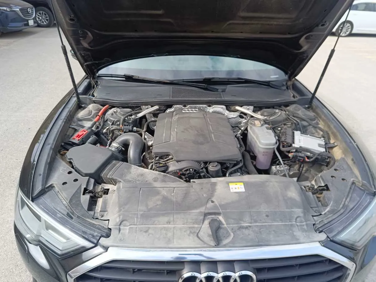 Car image 36