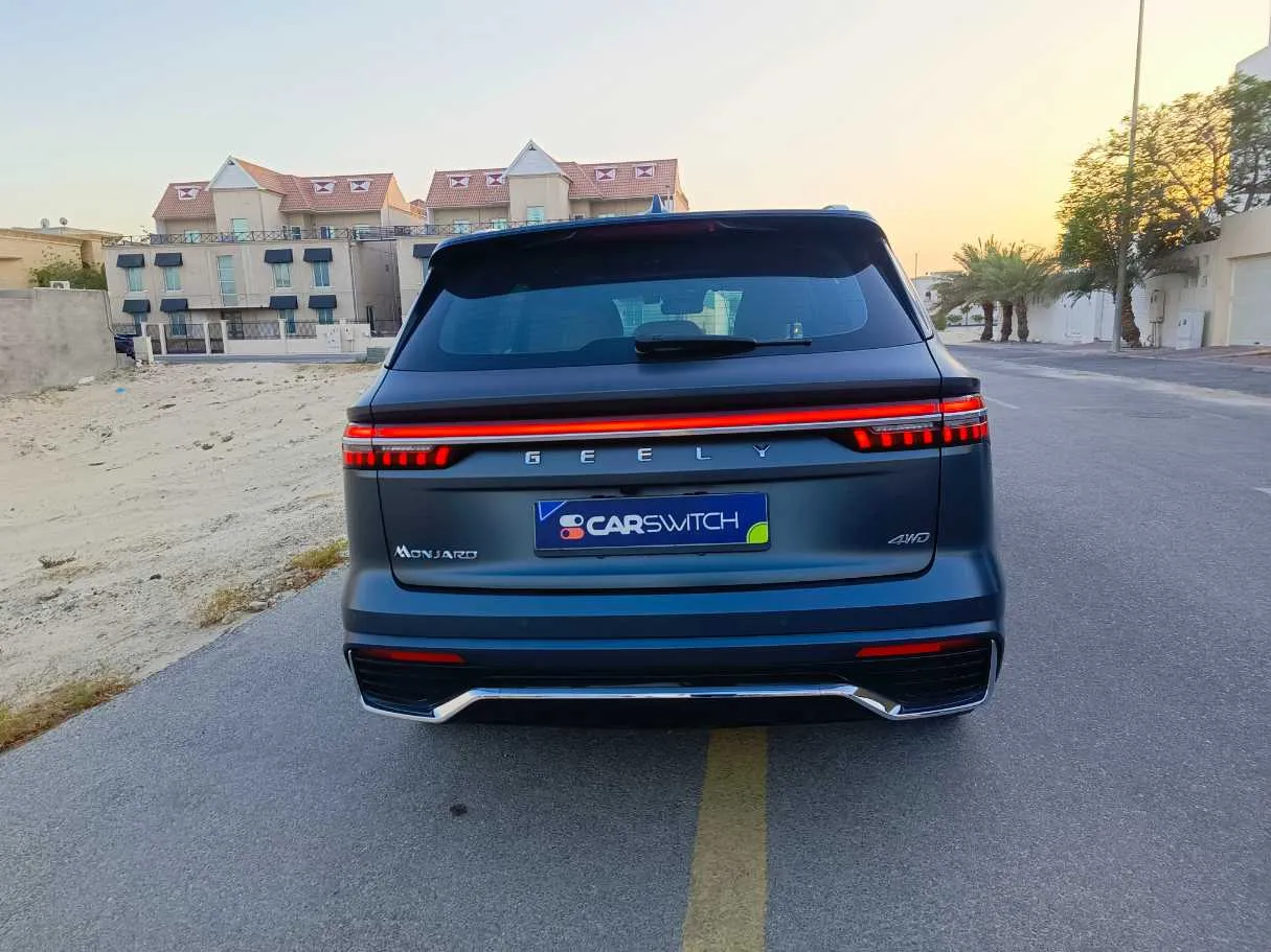 Car image 6