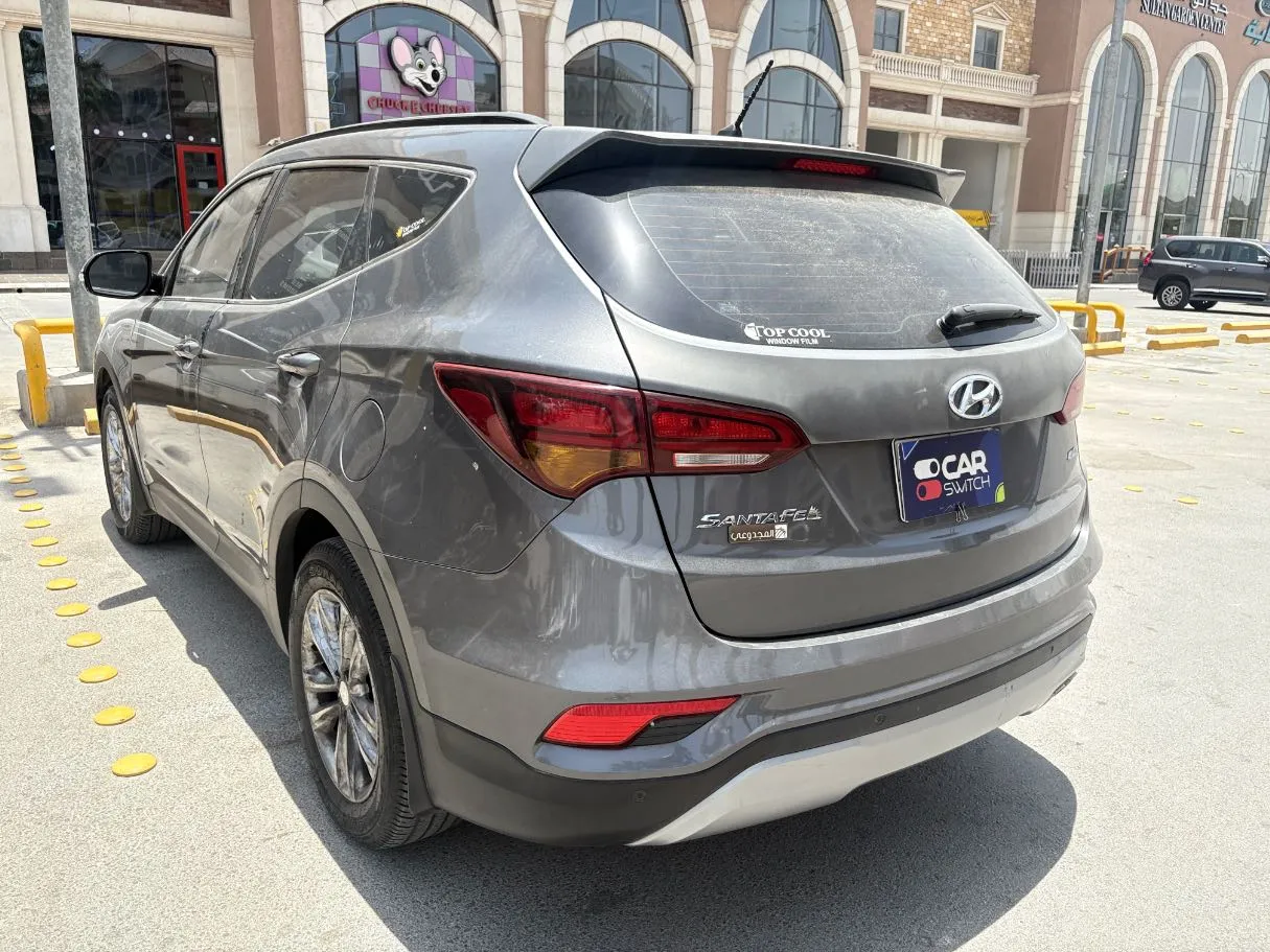 Car image 7