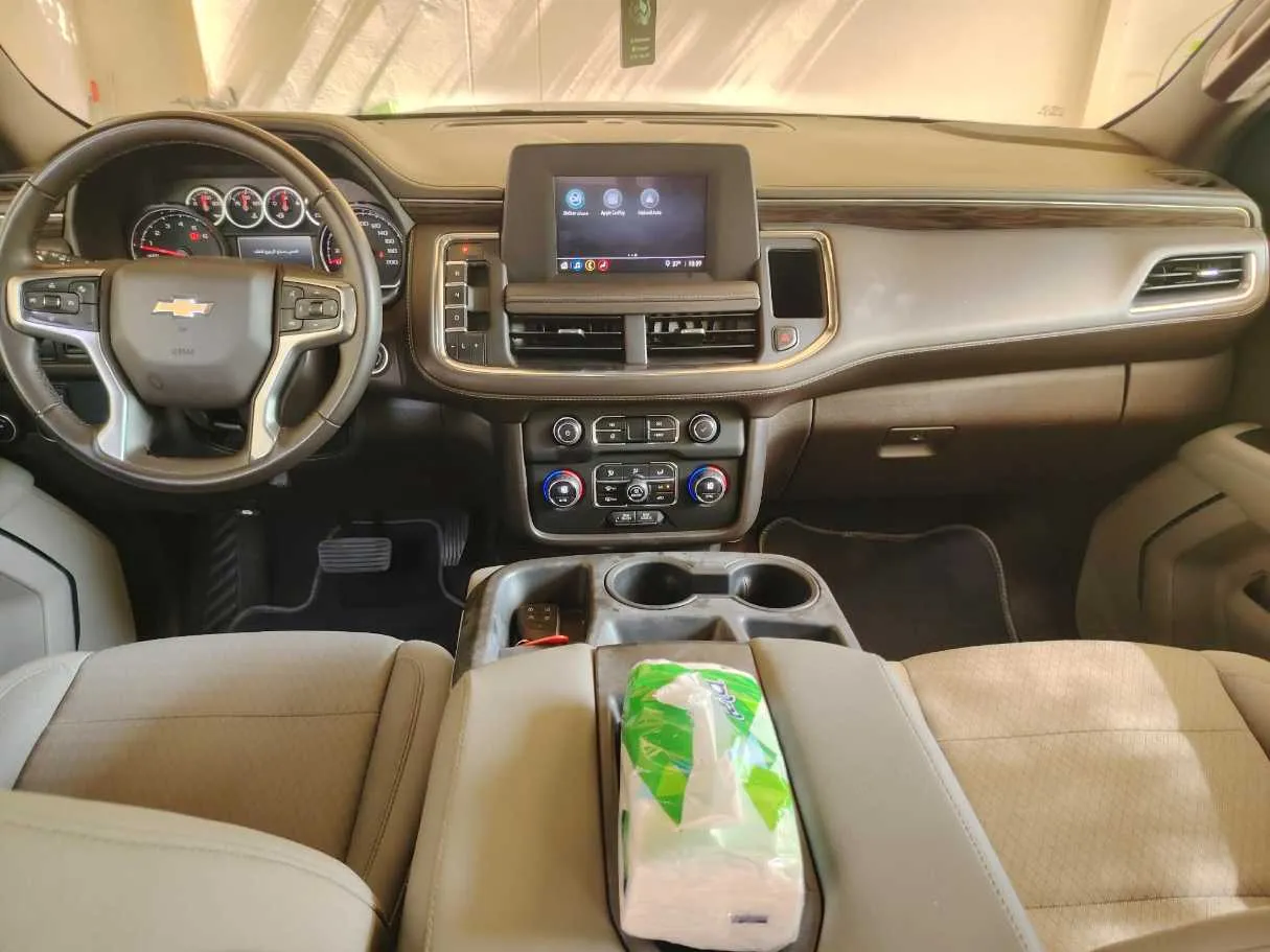 Car image 20