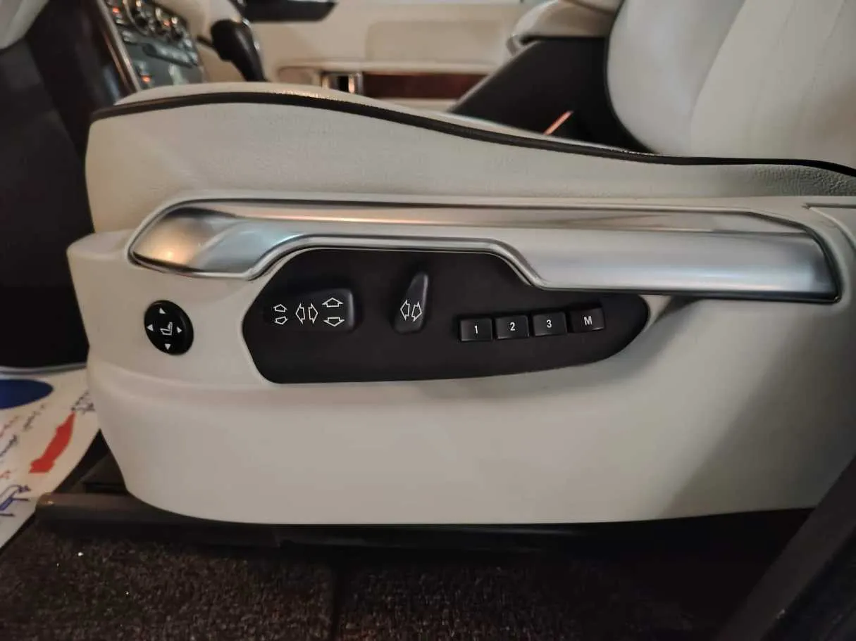 Car image 31