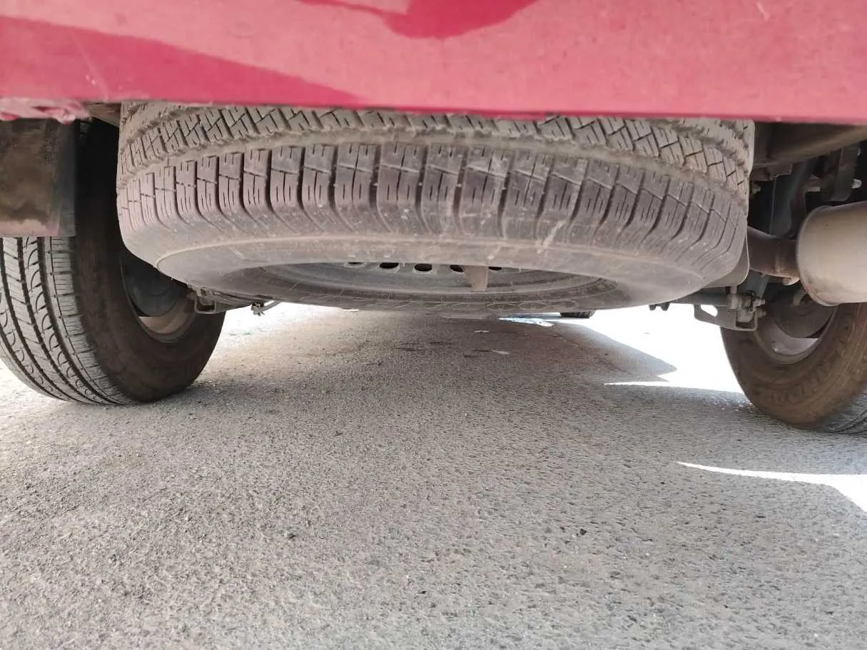 Car image 46