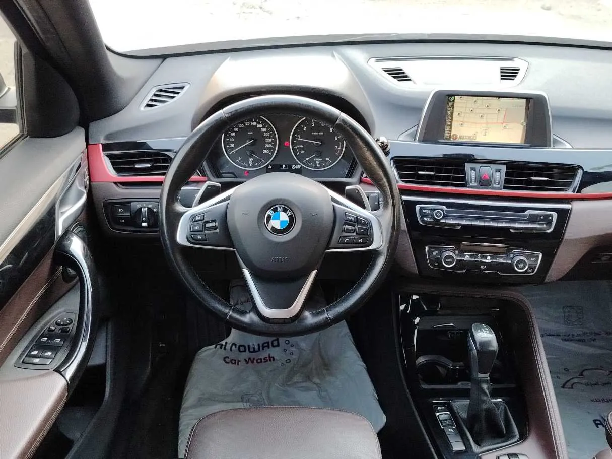 Car image 22