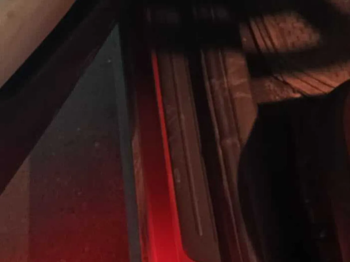 Car image 32