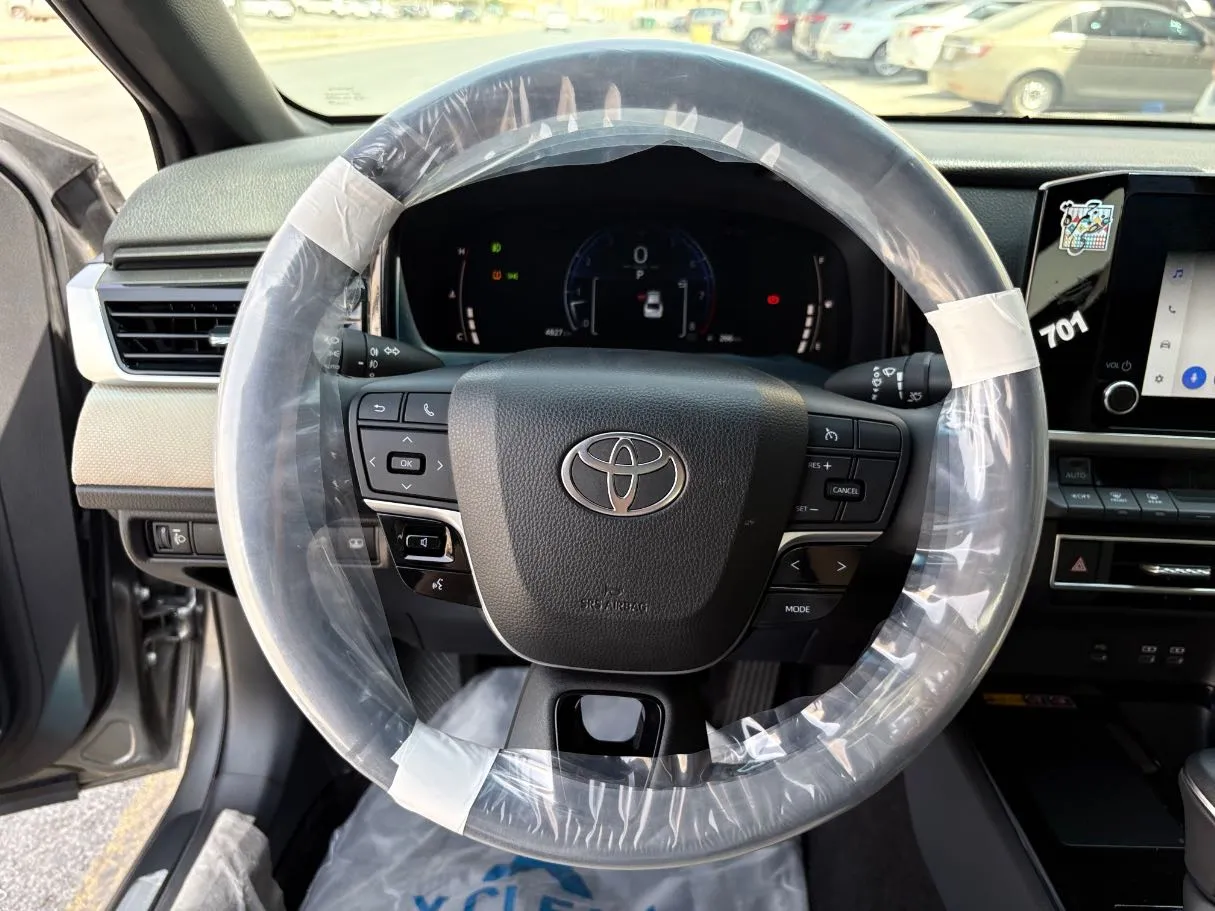 Car image 22