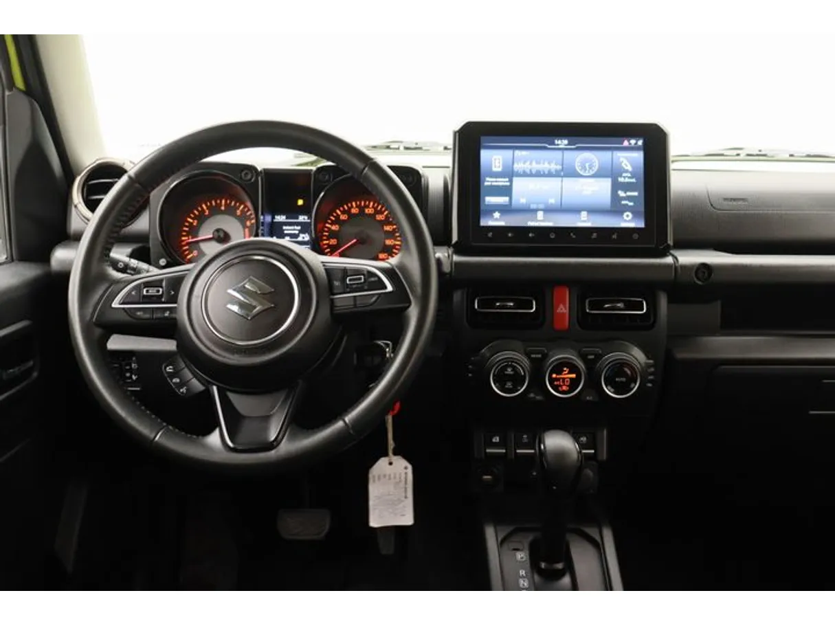 Car image 15