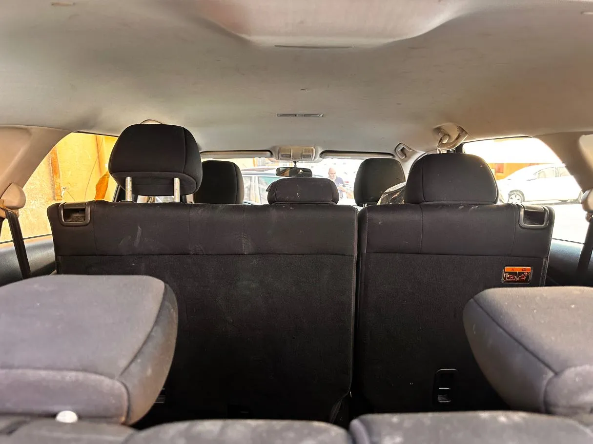 Car image 23