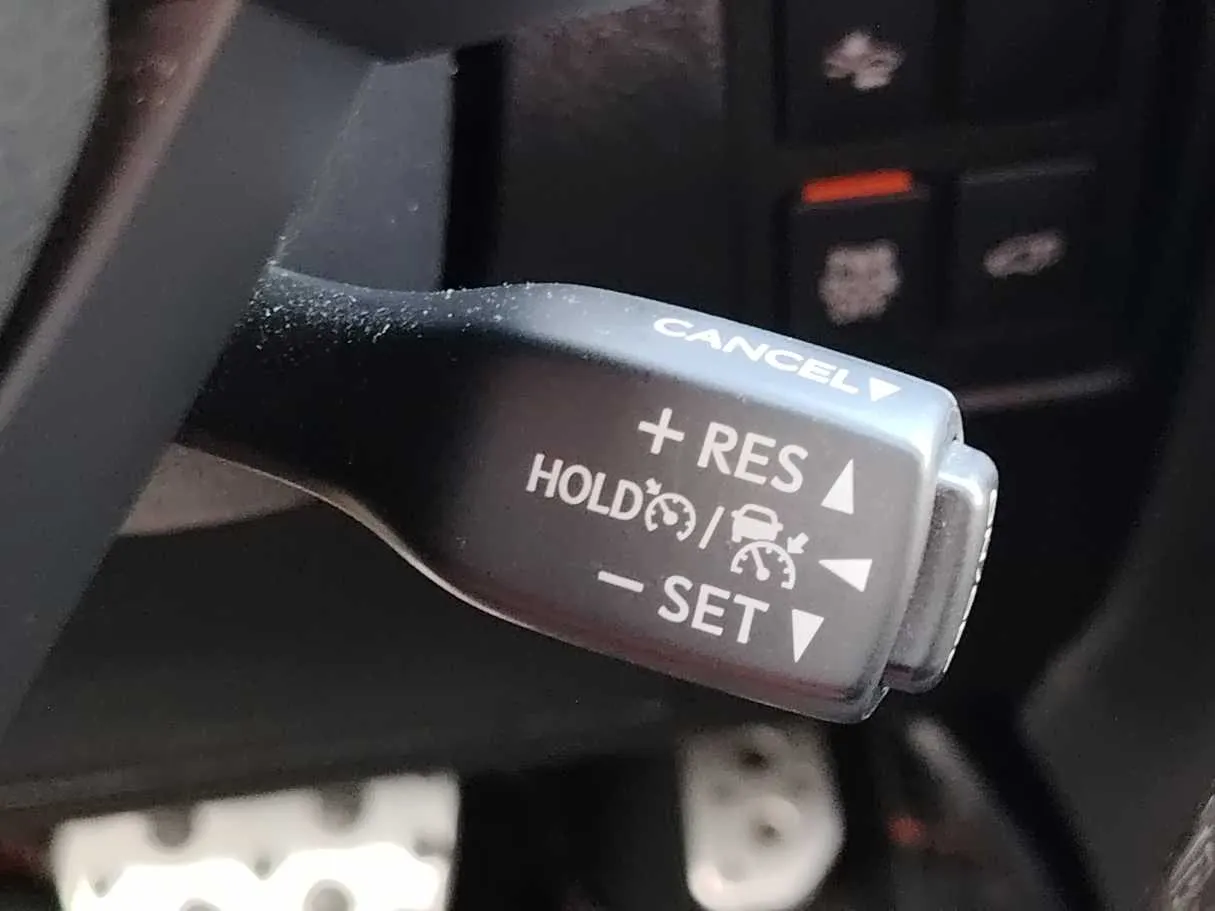 Car image 27