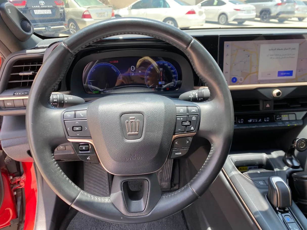 Car image 18