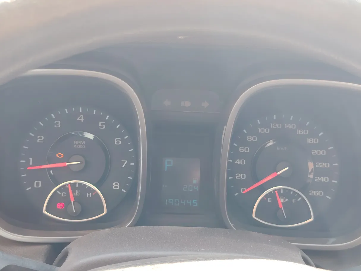 Car image 24