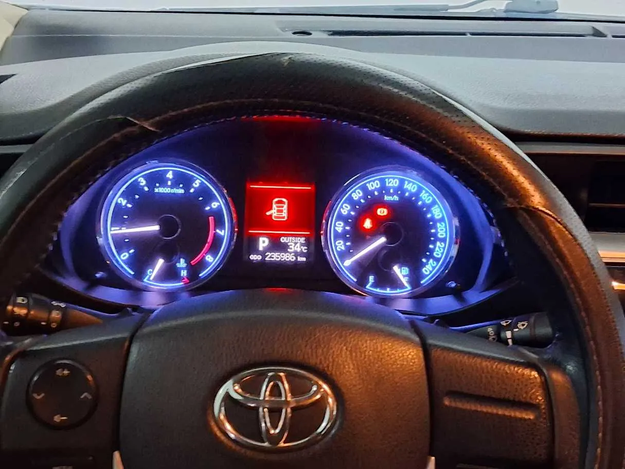 Car image 20