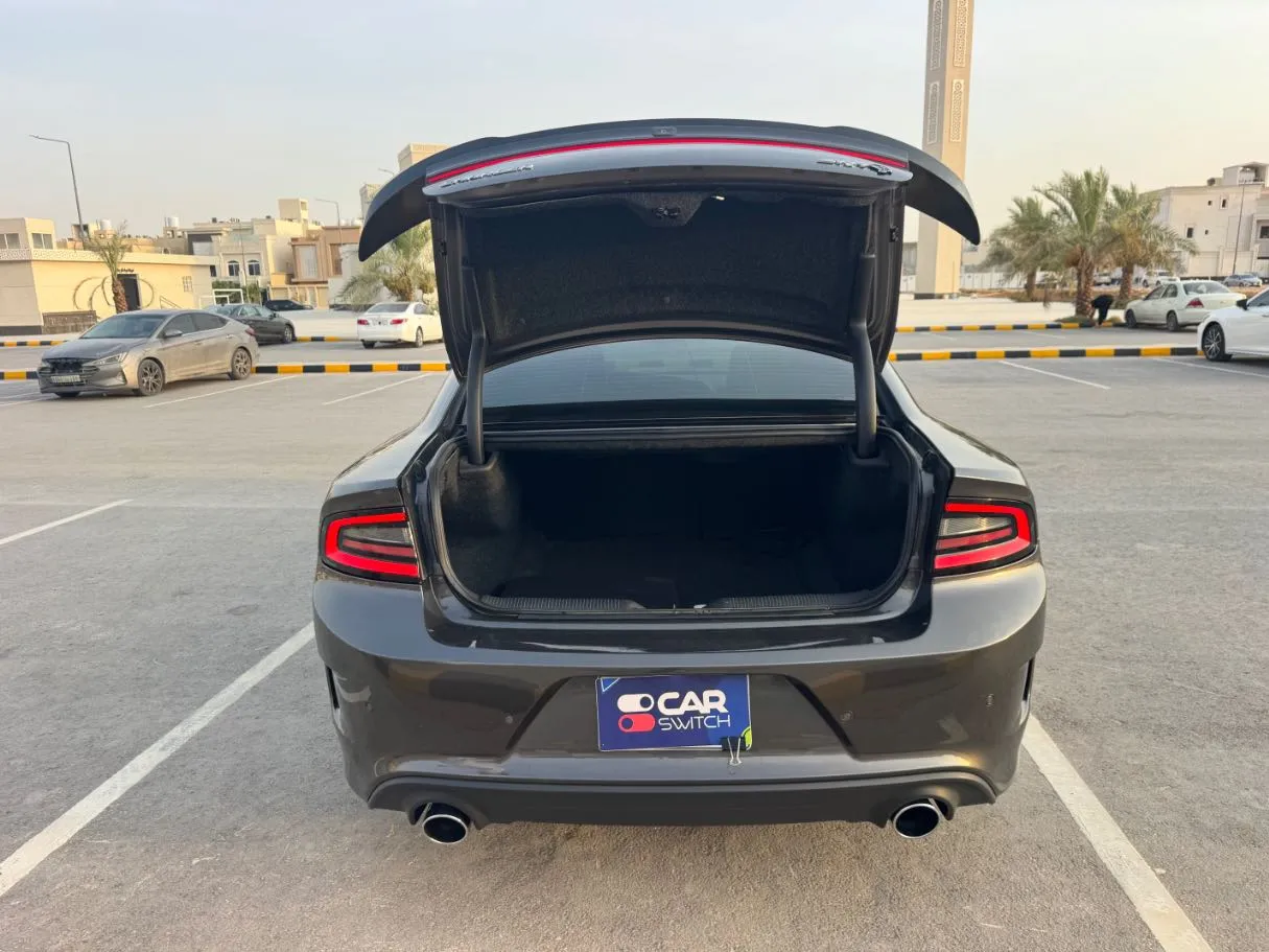 Car image 21