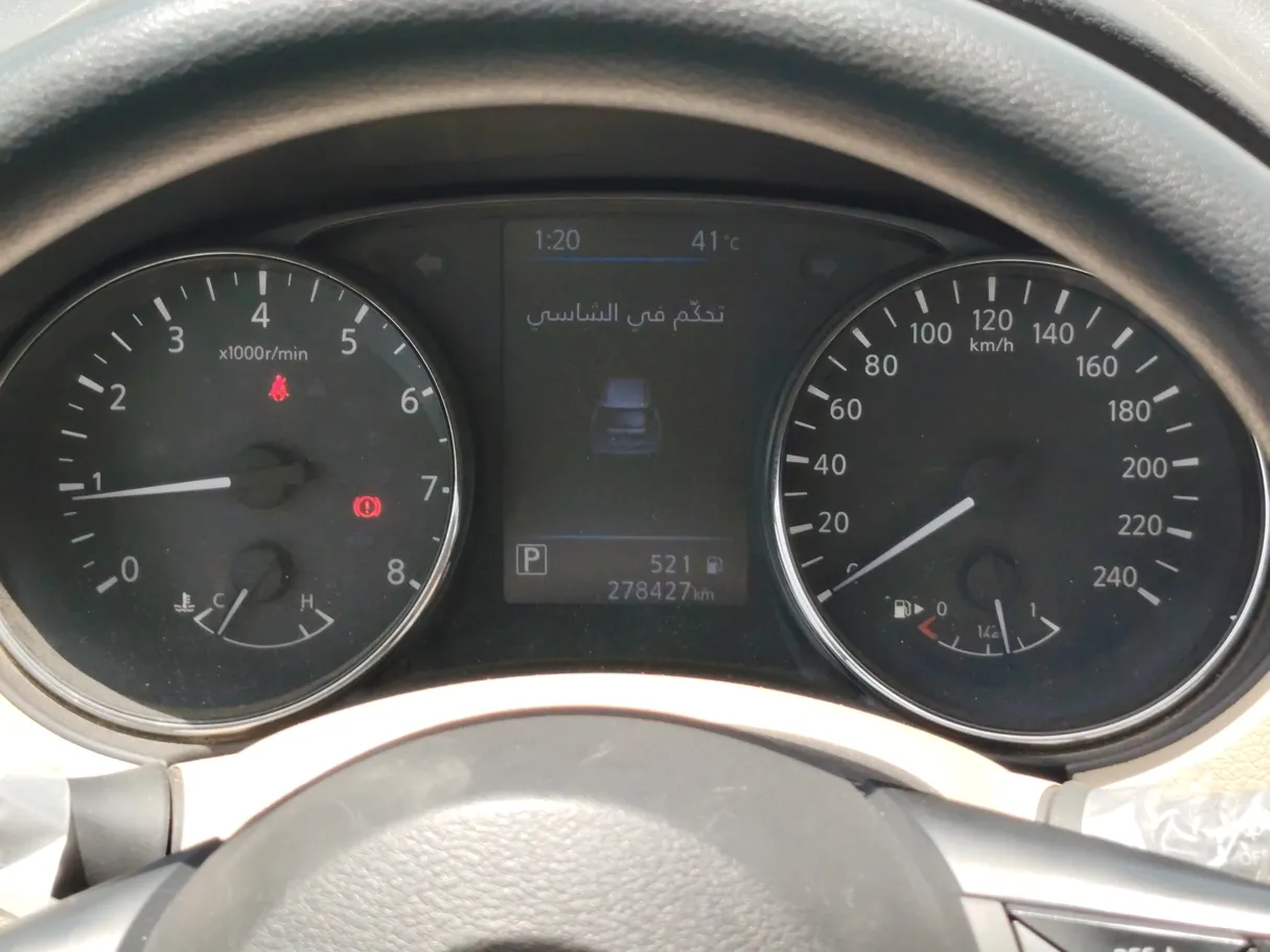 Car image 24