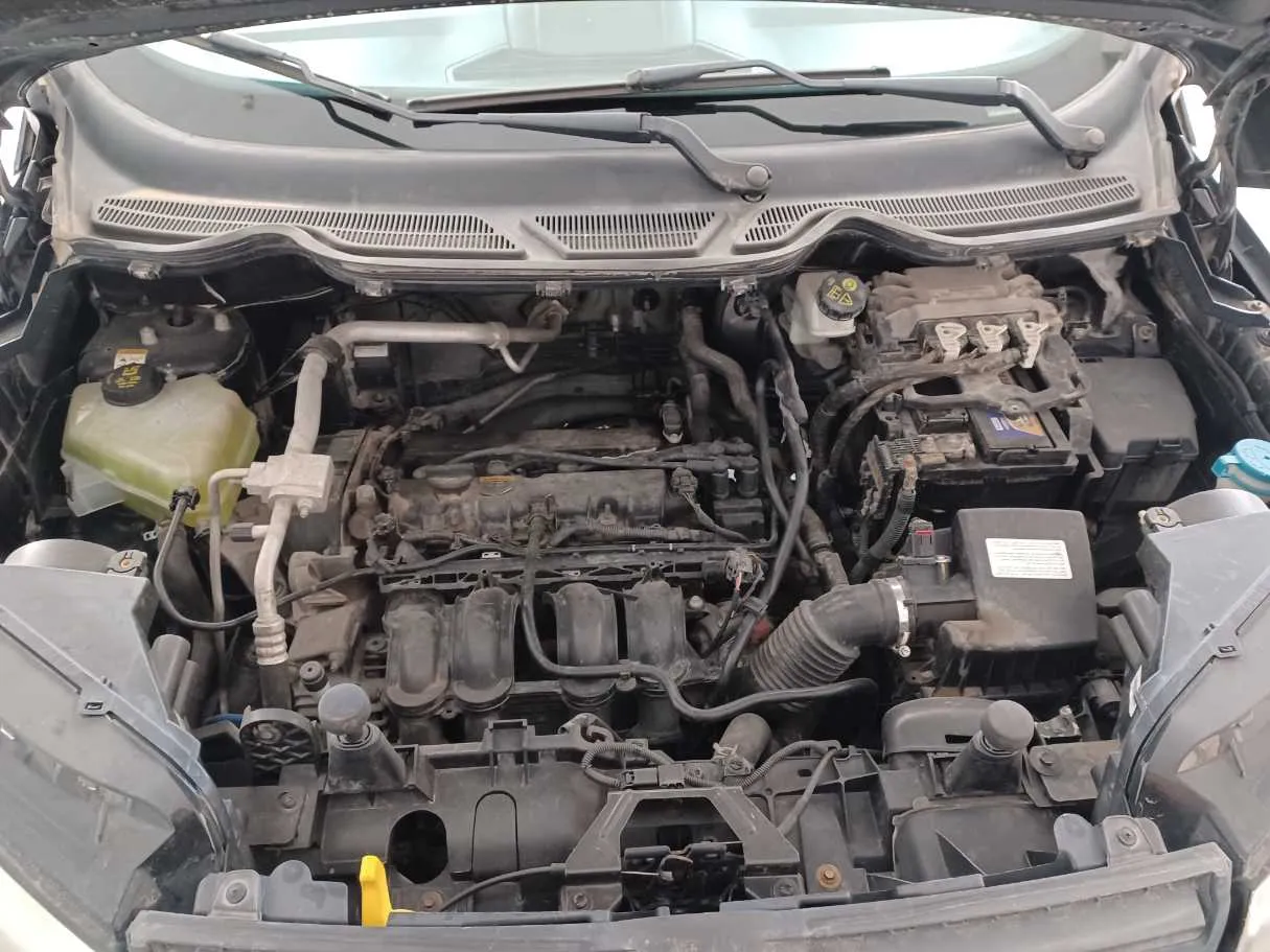 Car image 21