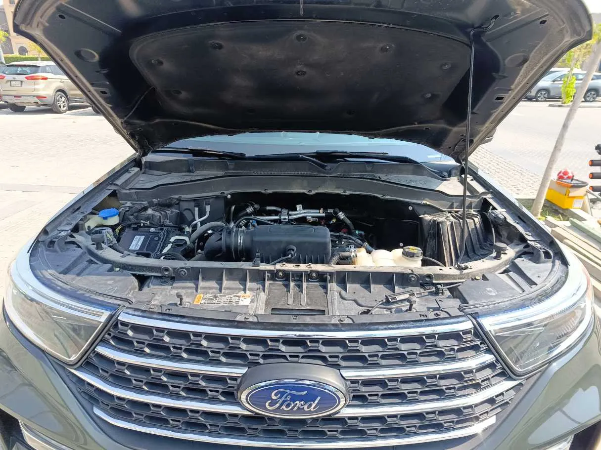 Car image 37