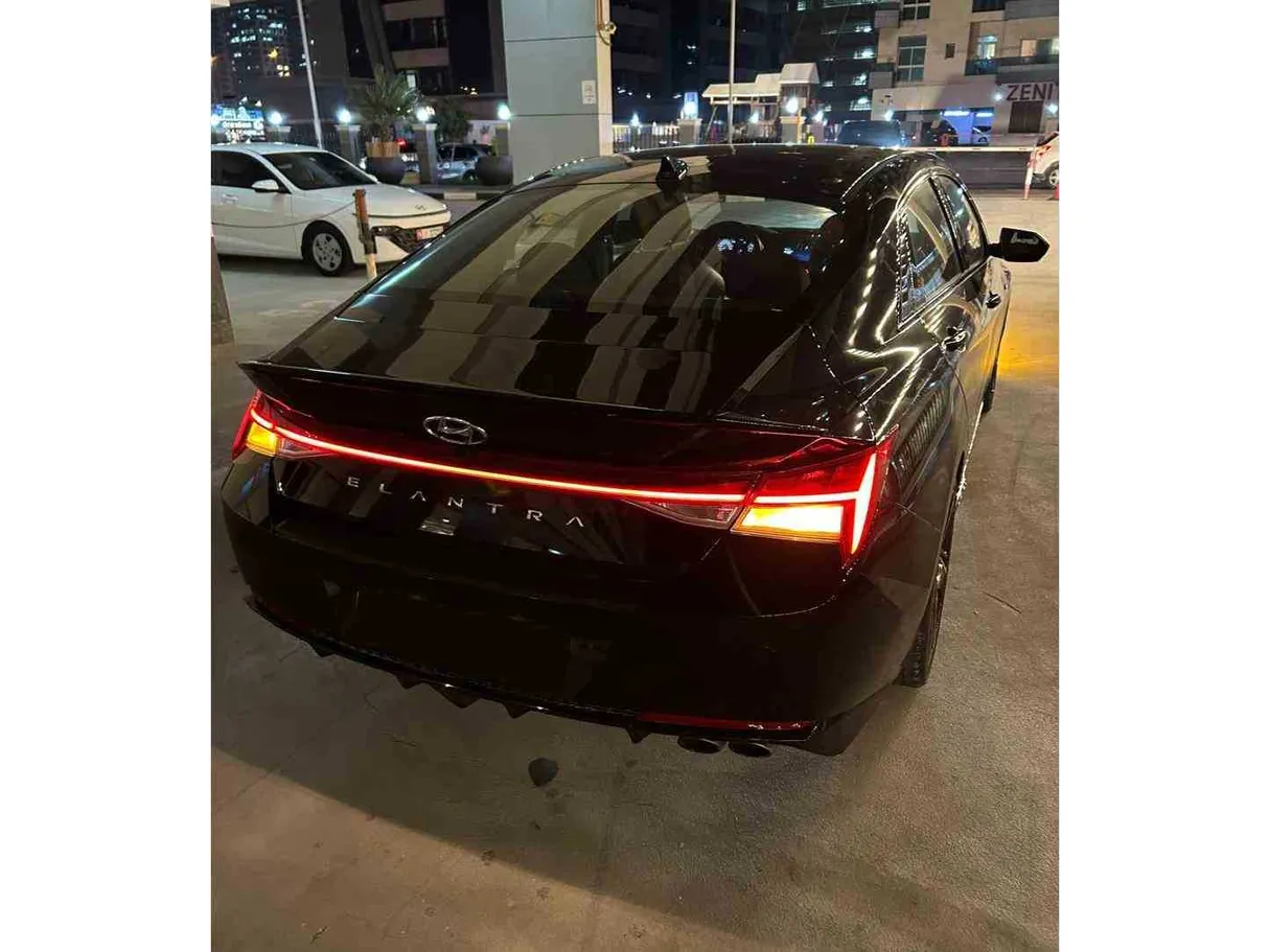 Car image 6