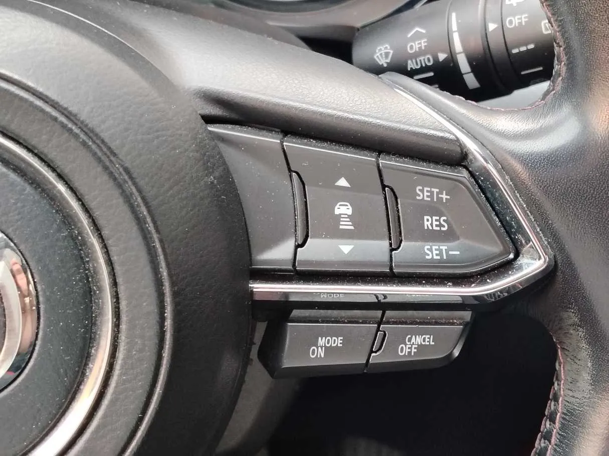 Car image 37