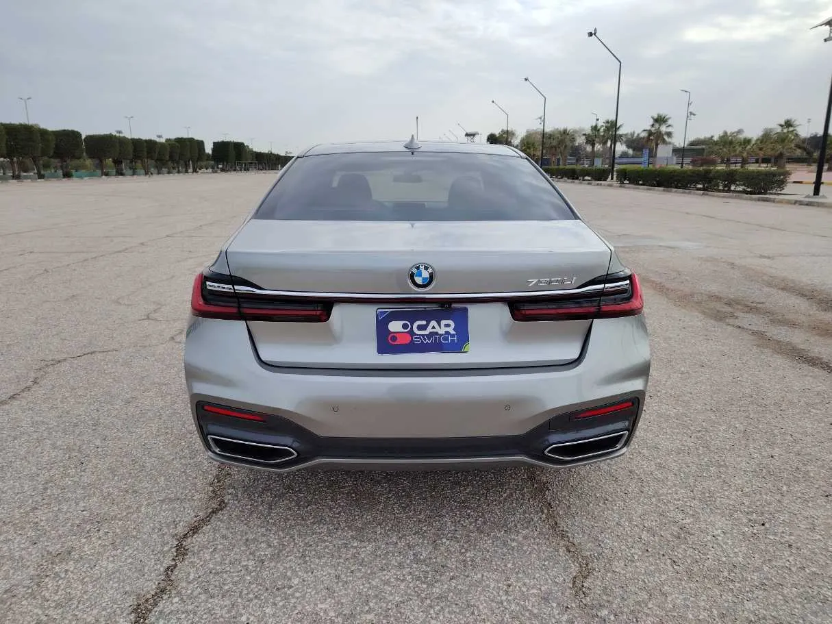 Car image 6