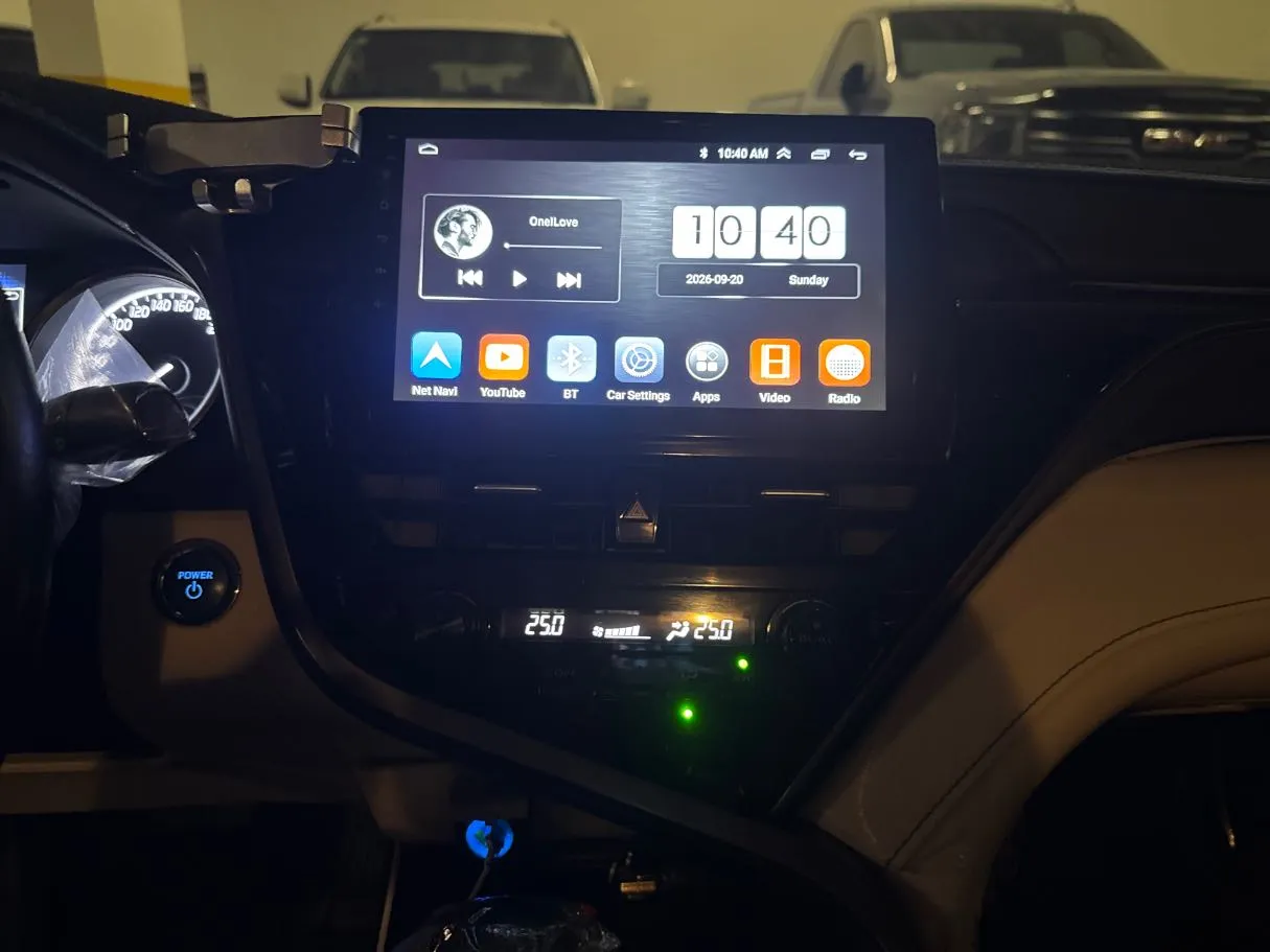 Car image 17