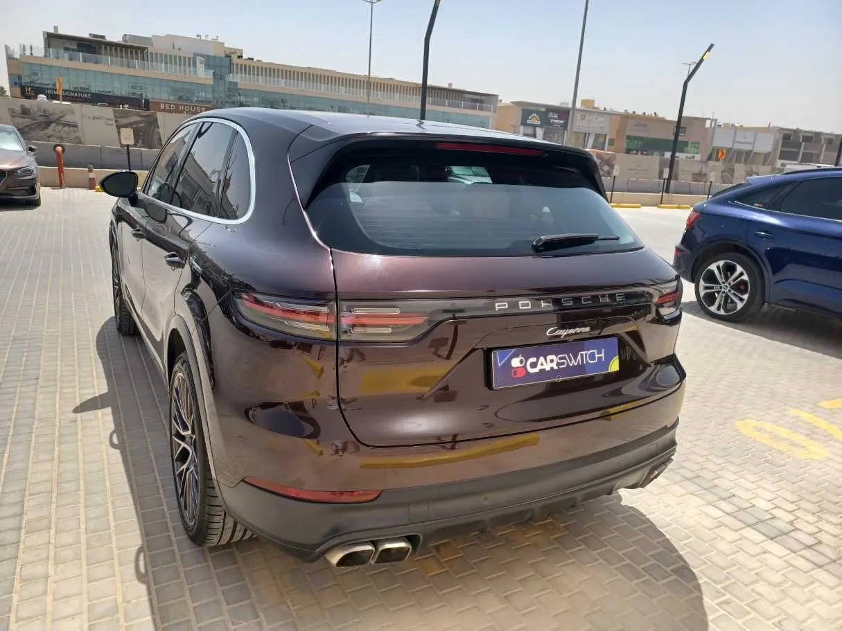 Car image 6