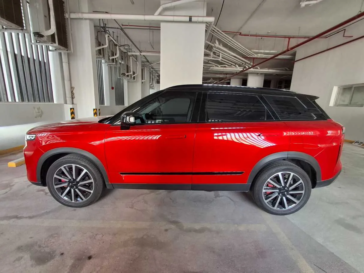 Car image 8