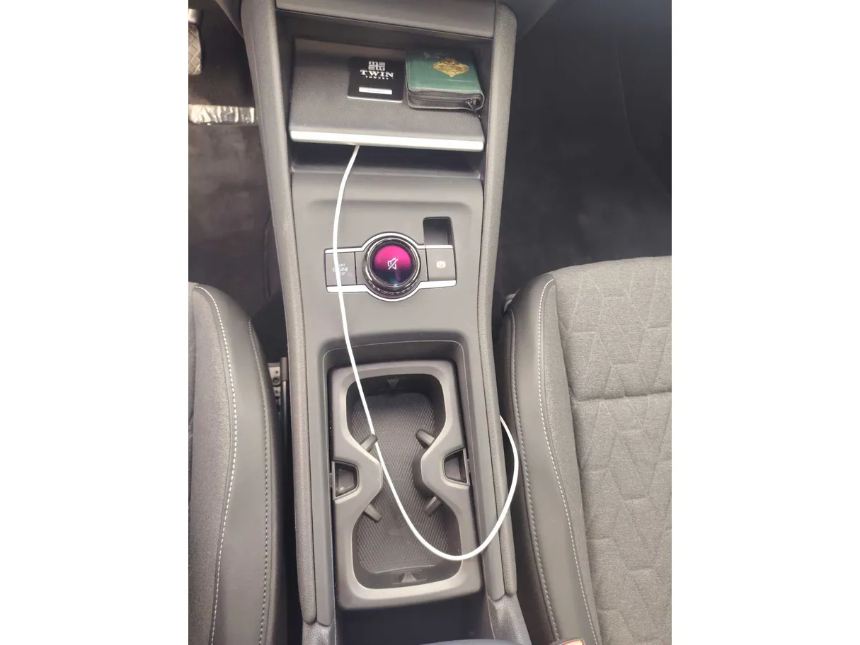 Car image 21