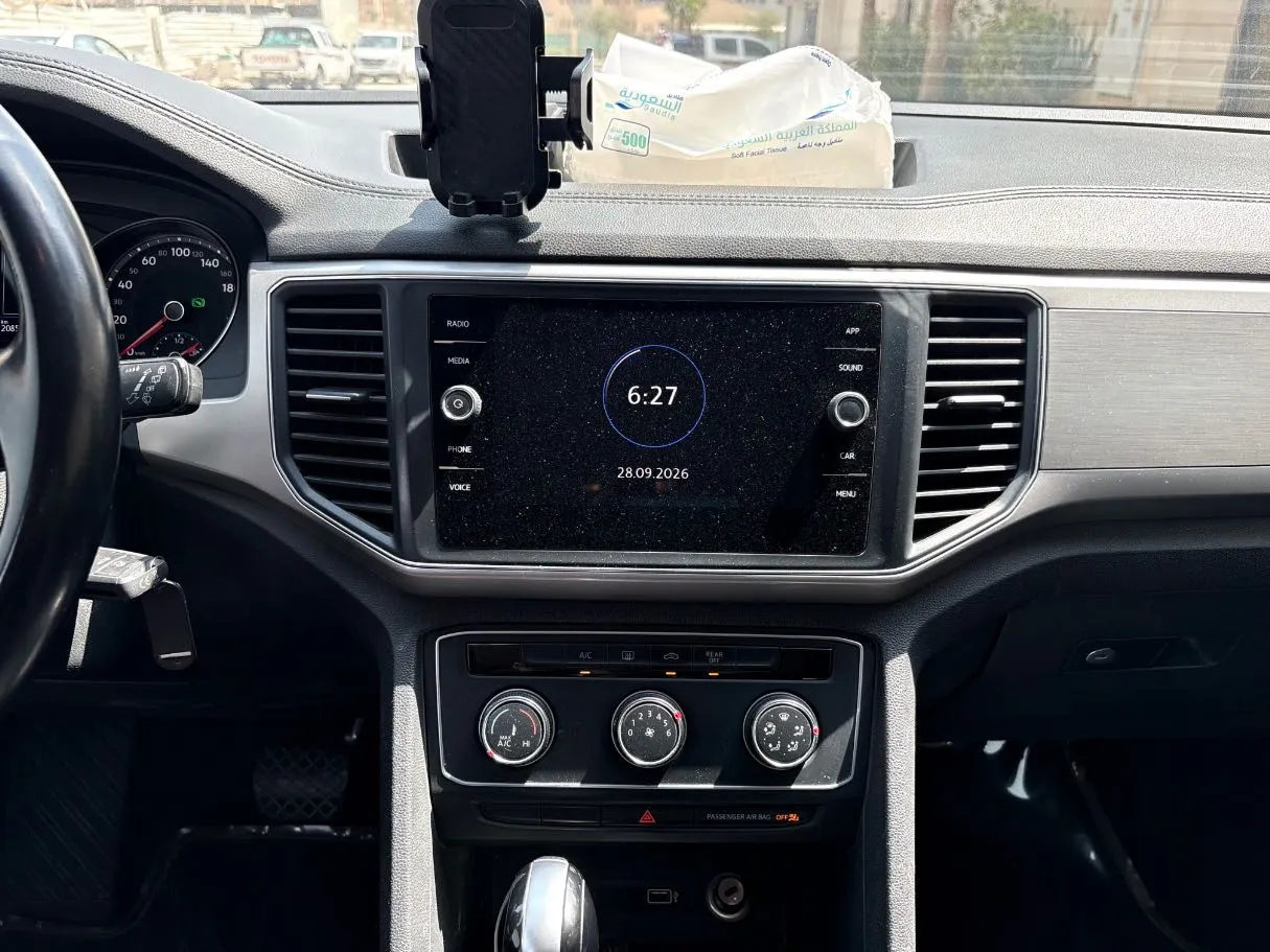 Car image 20