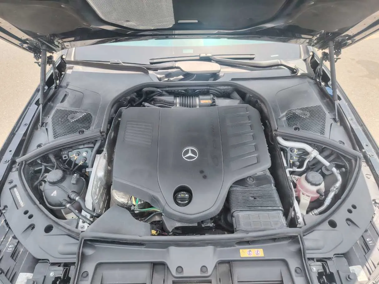 Car image 40