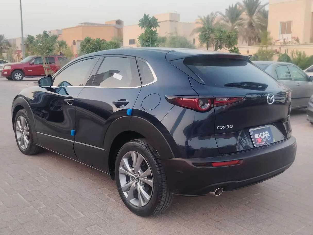 Car image 7