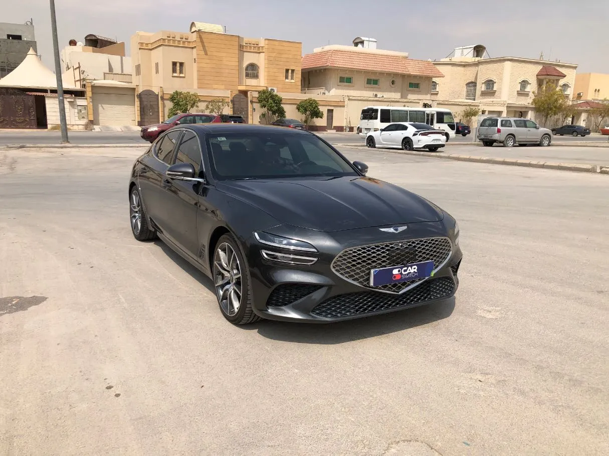 Car image 3