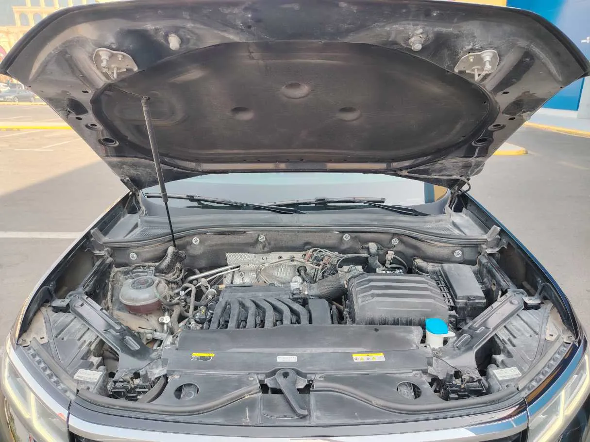 Car image 36