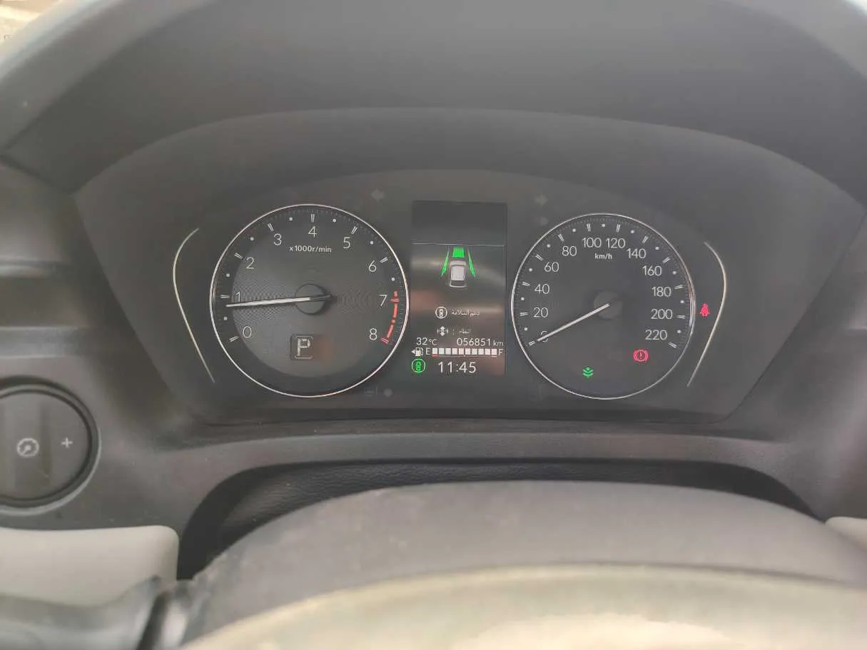 Car image 22