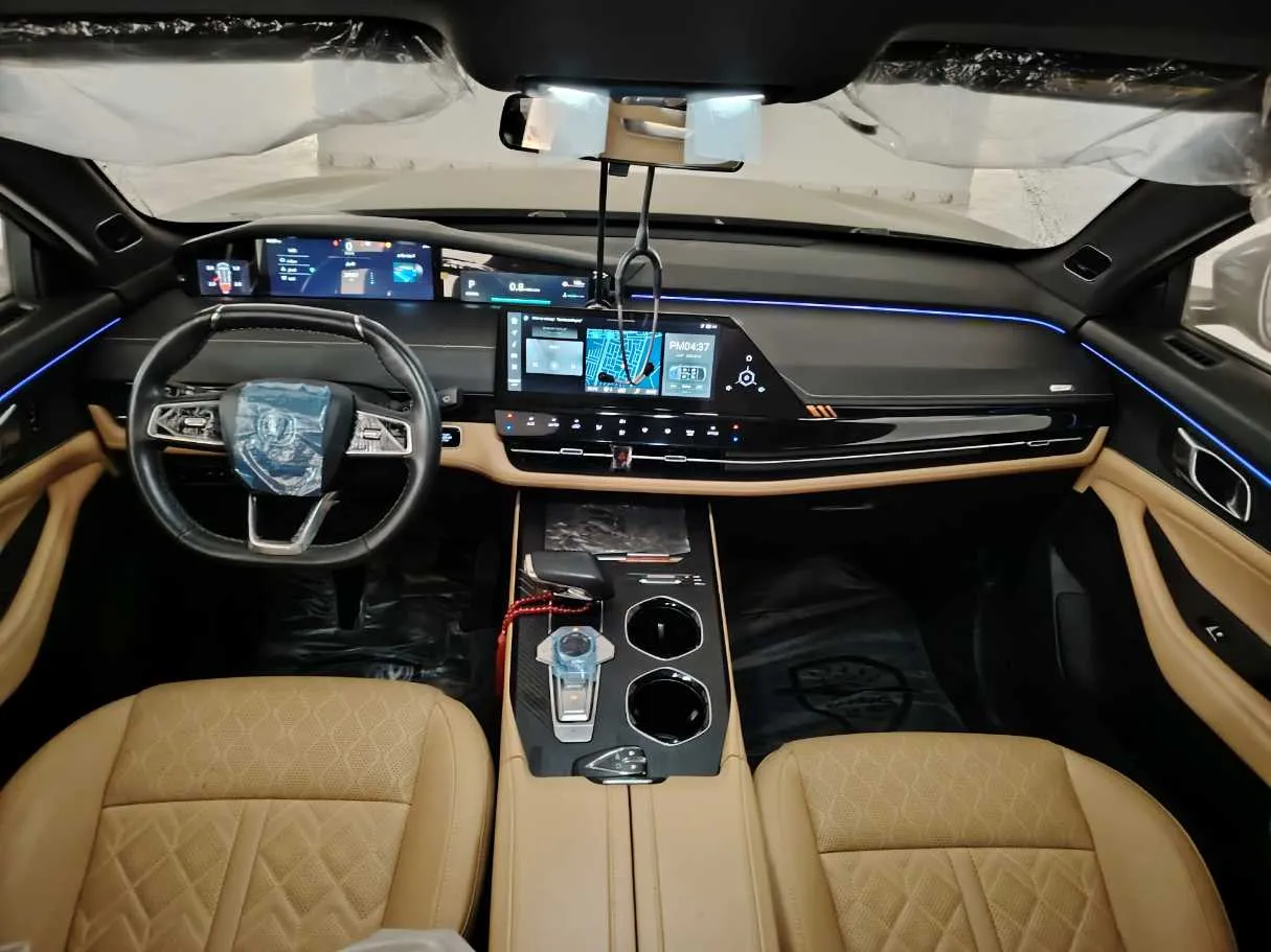 Car image 22