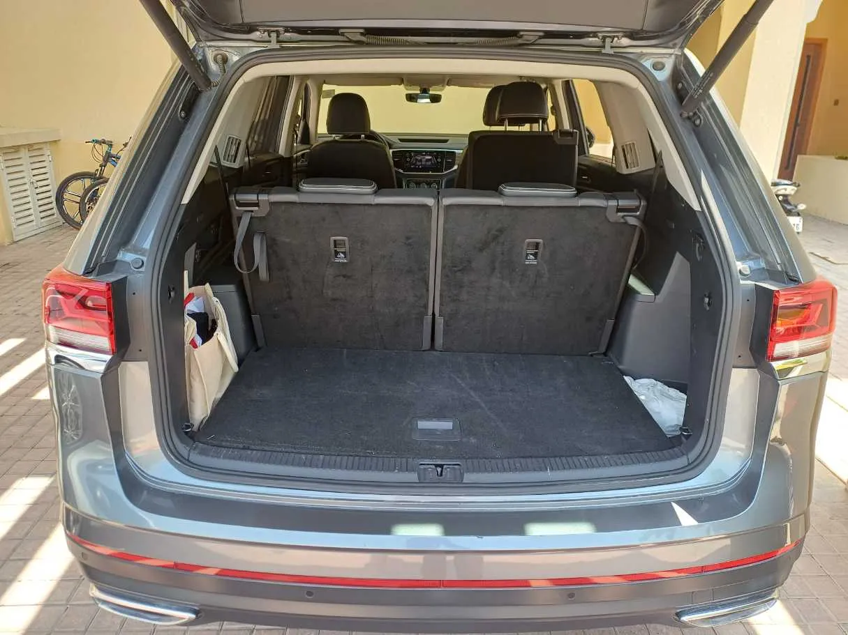 Car image 21