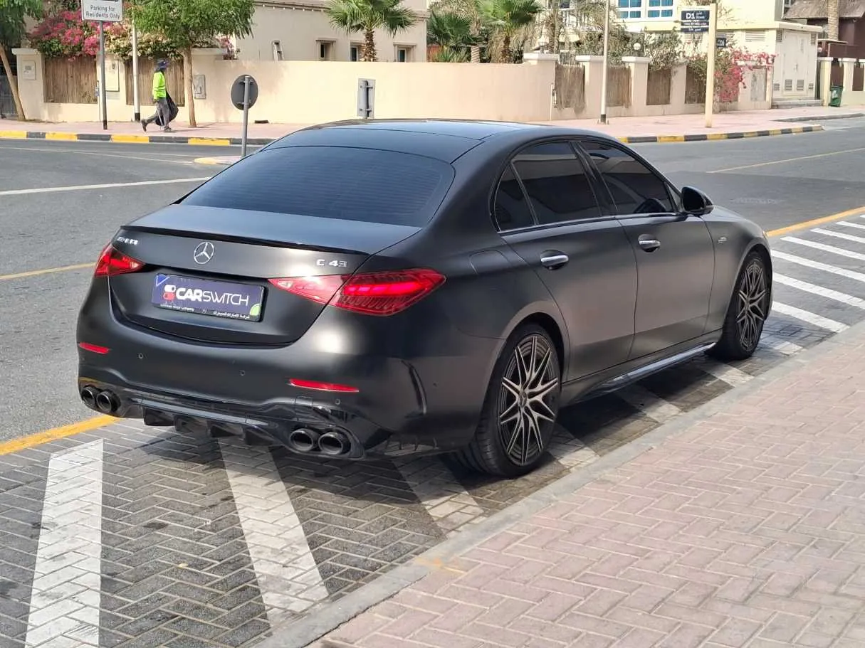 Car image 5