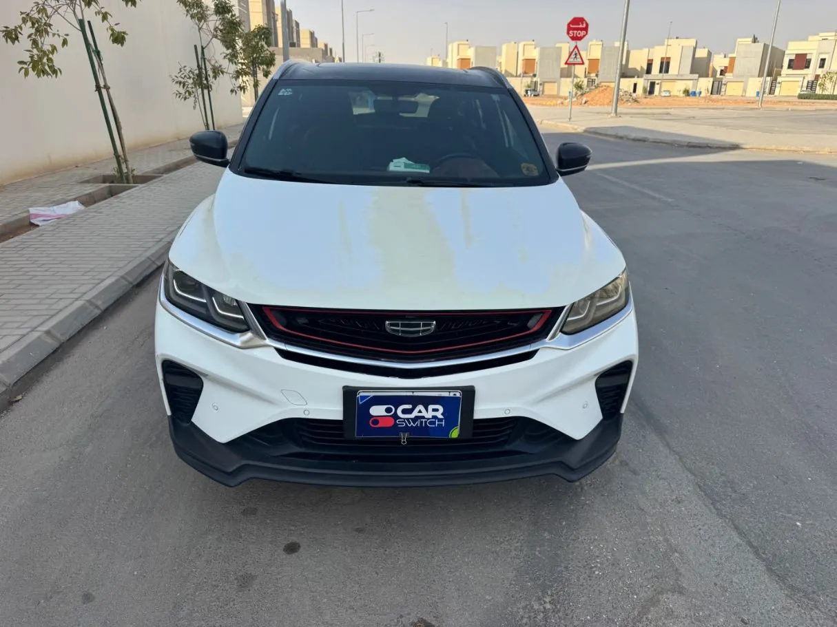 Car image 2