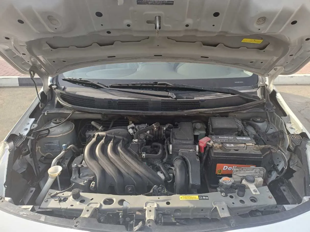 Car image 22