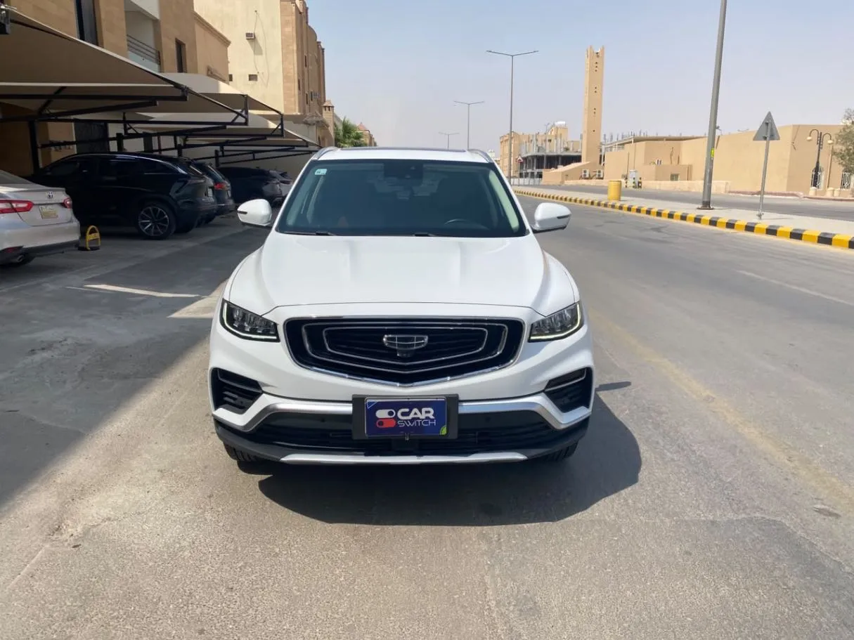 Car image 2