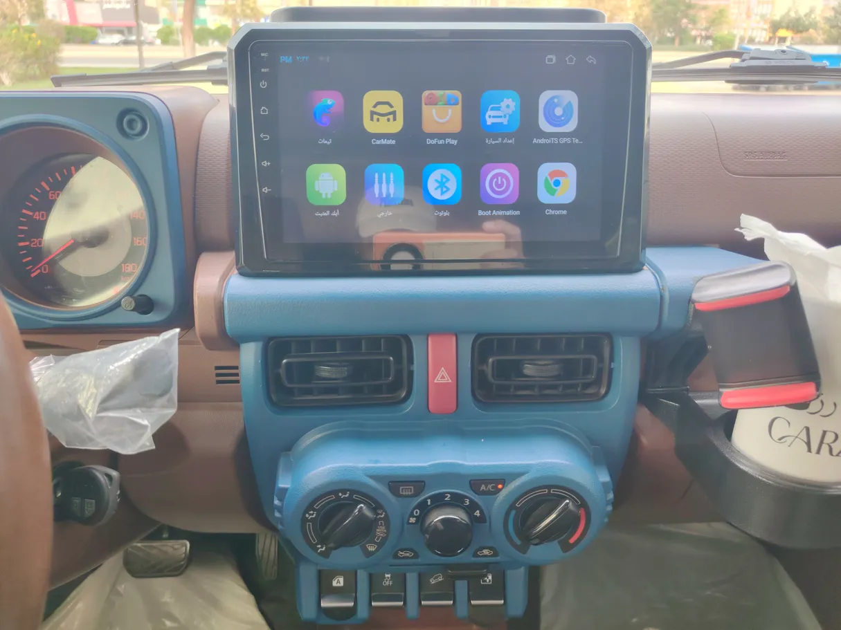 Car image 18