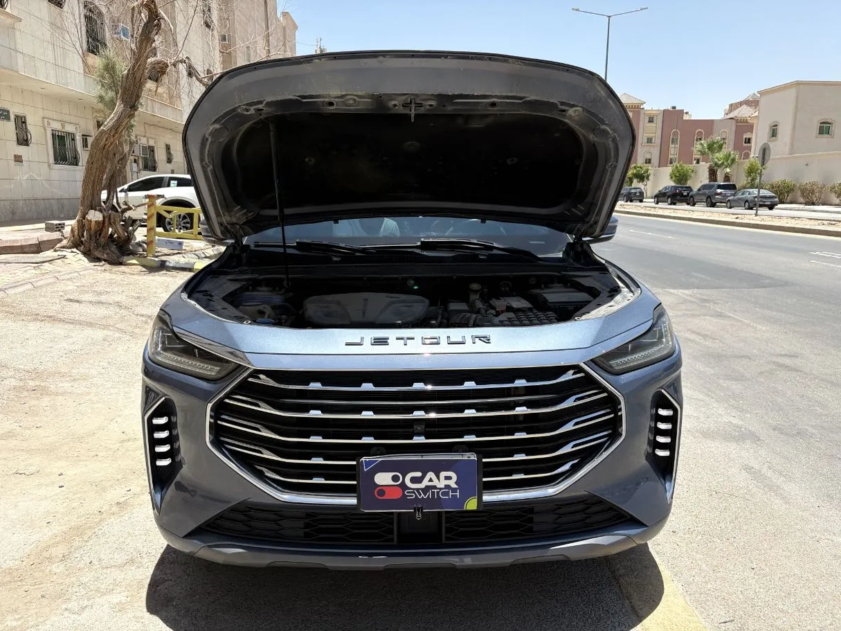 Car image 30