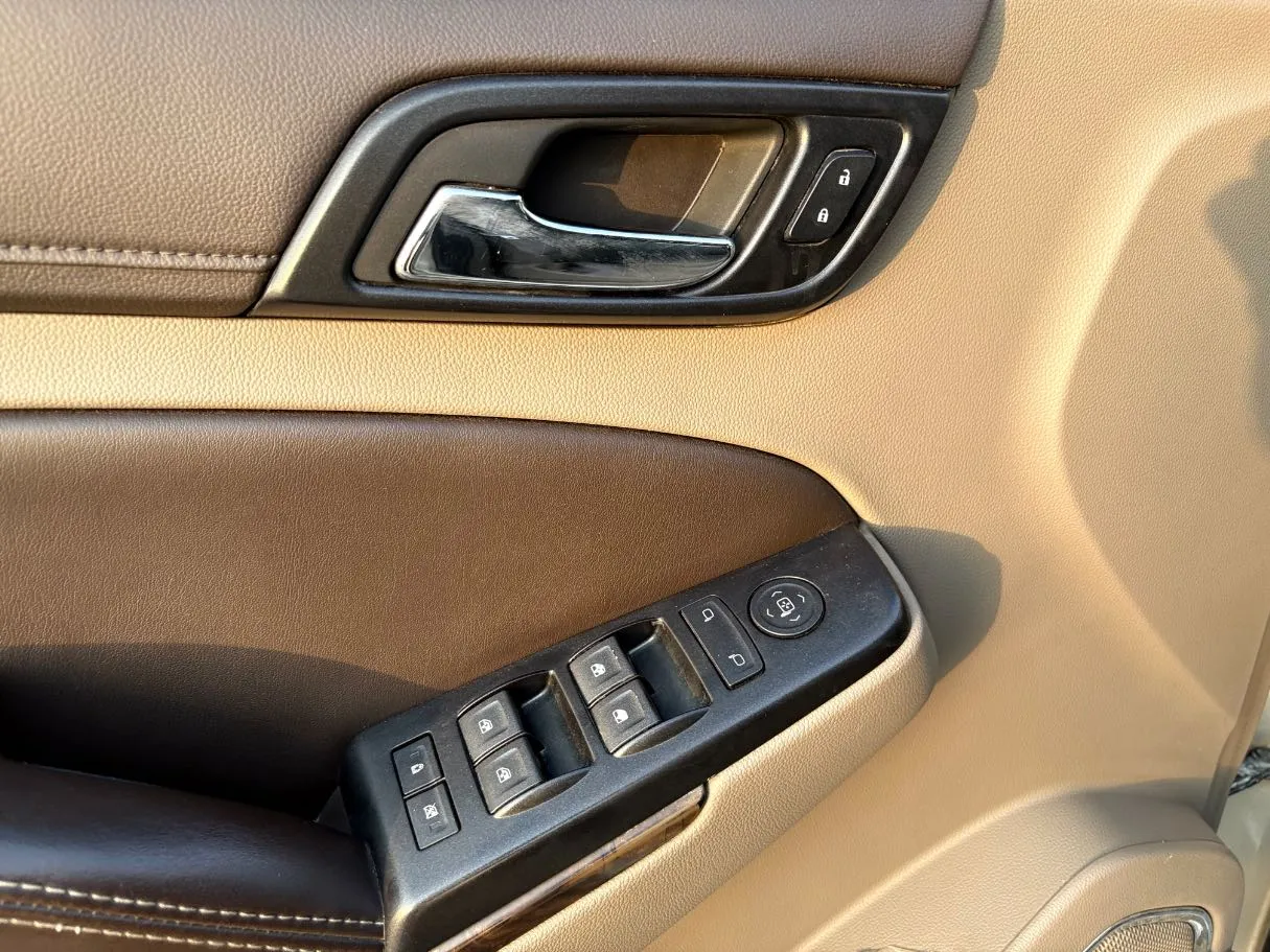 Car image 32
