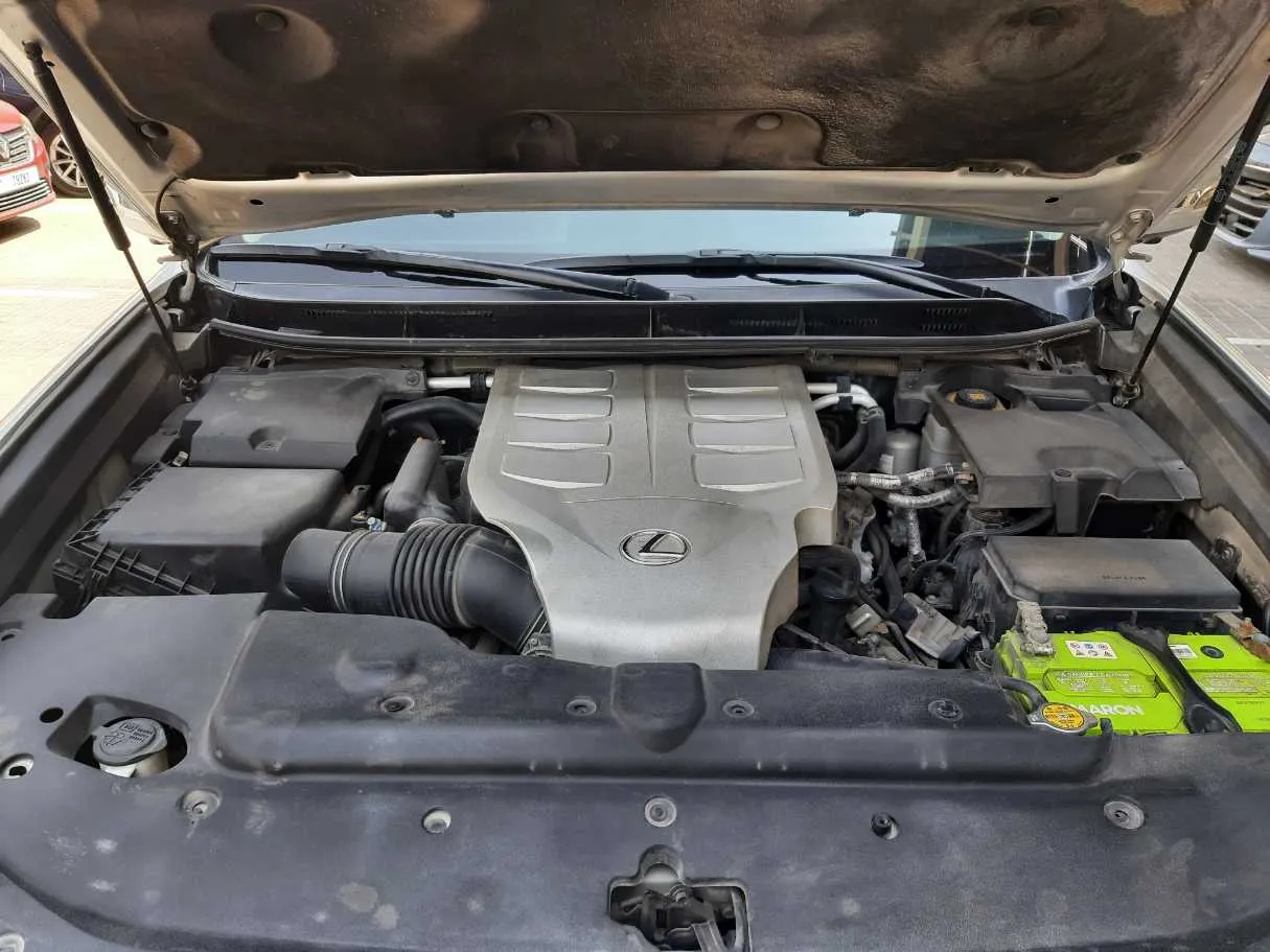 Car image 20