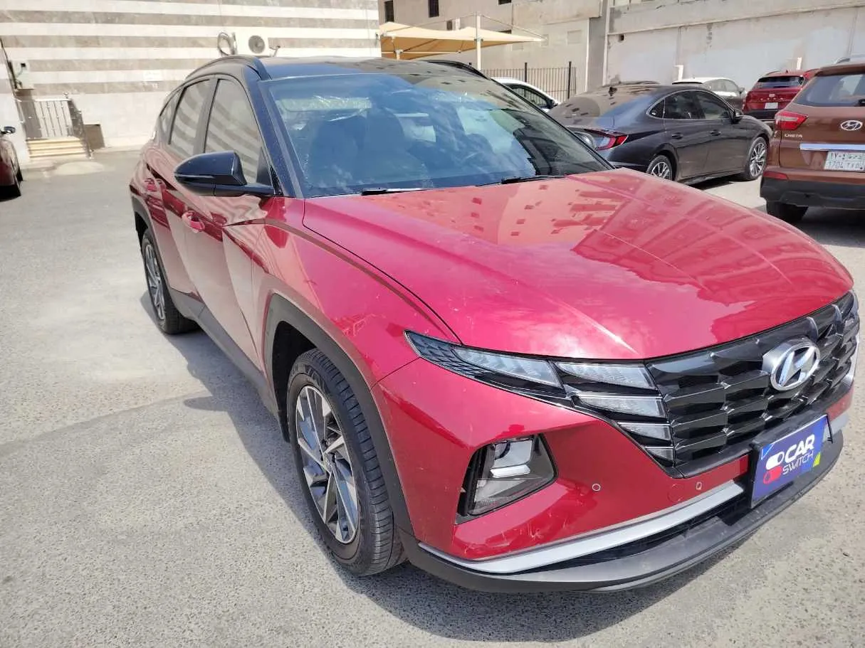 Car image 3