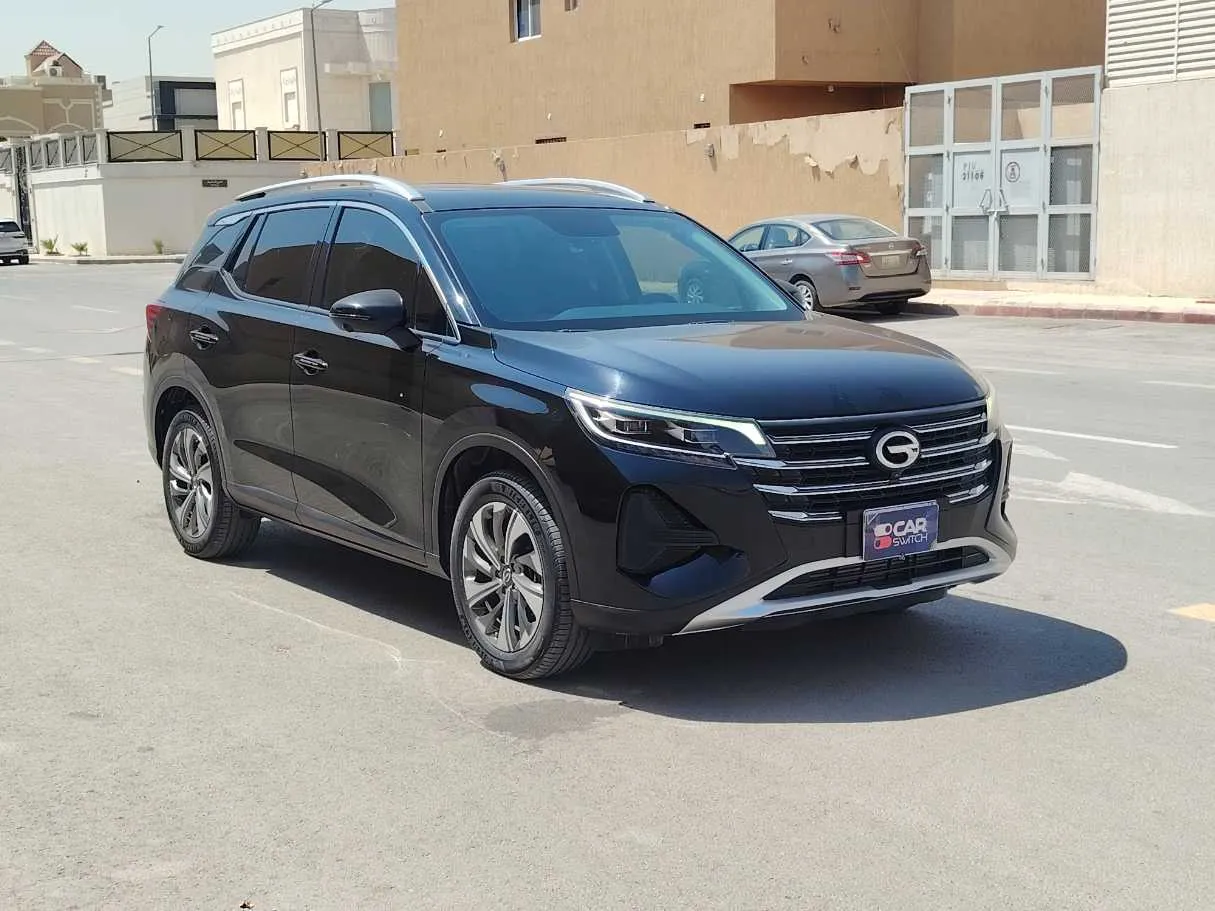 Car image 2