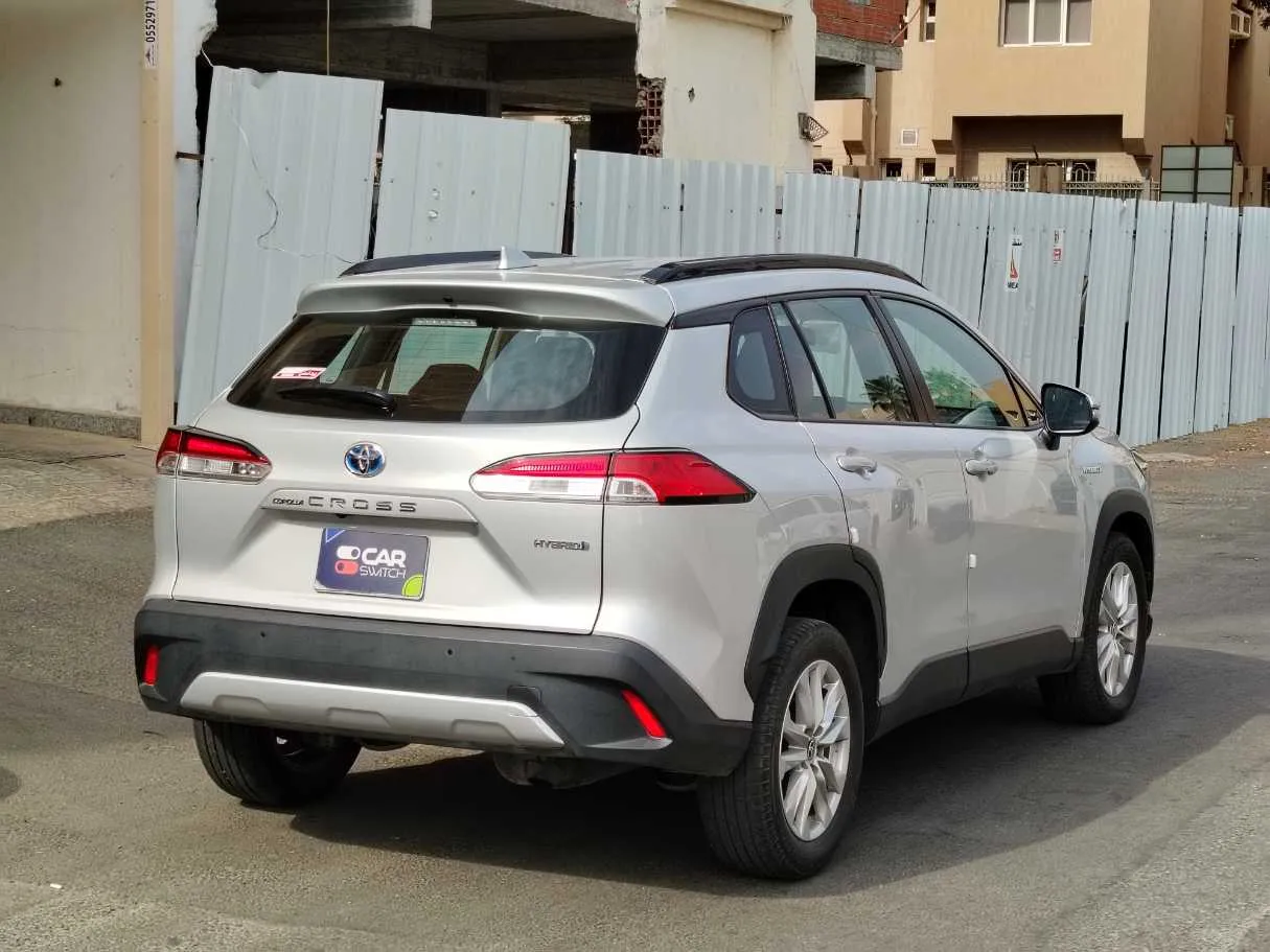 Car image 5